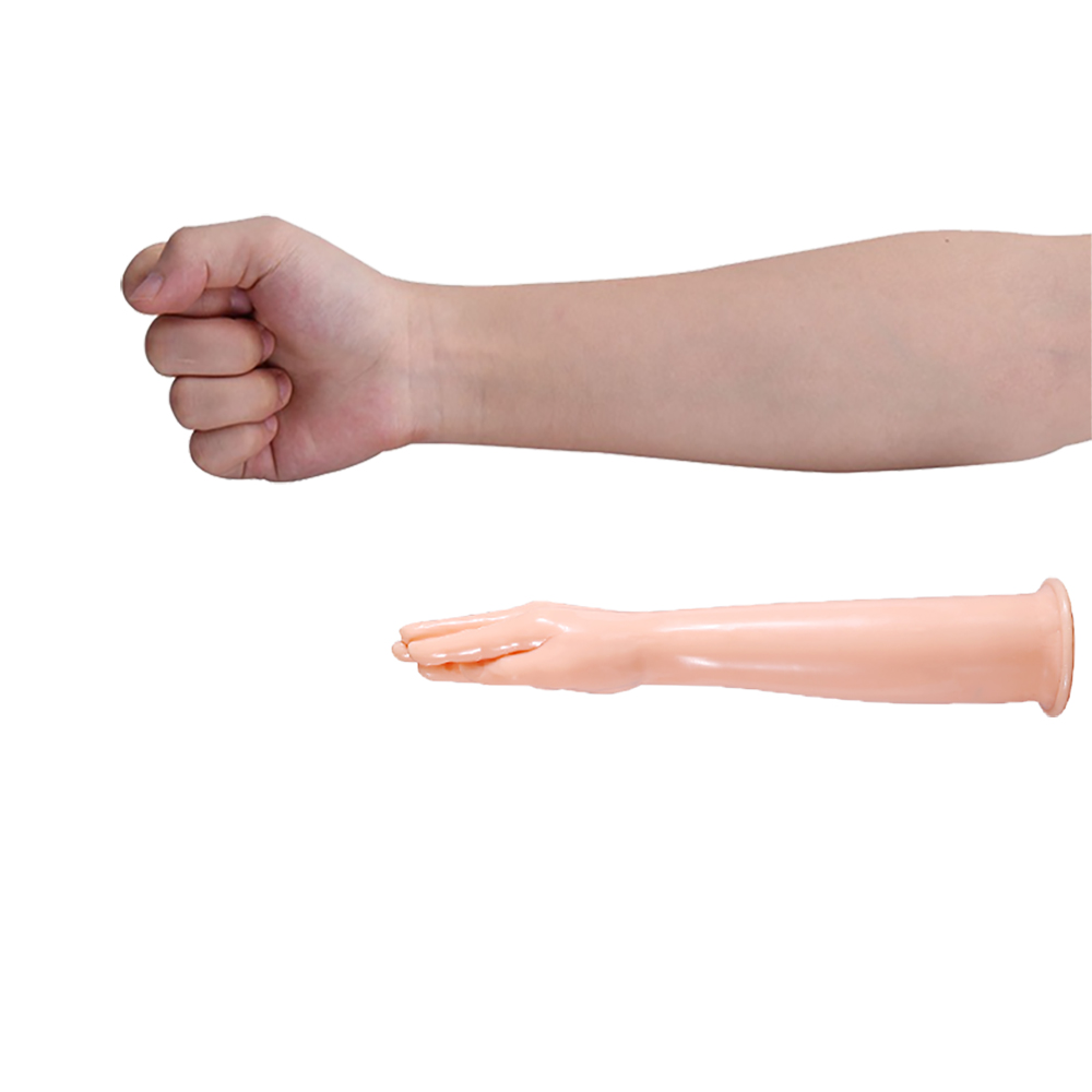 Realistic fingers and forearms, coated with lubricant, tapered fingers directly inserted, super realistic dildo.